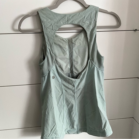 Luluemon tank top blue/green - Picture 2 of 2